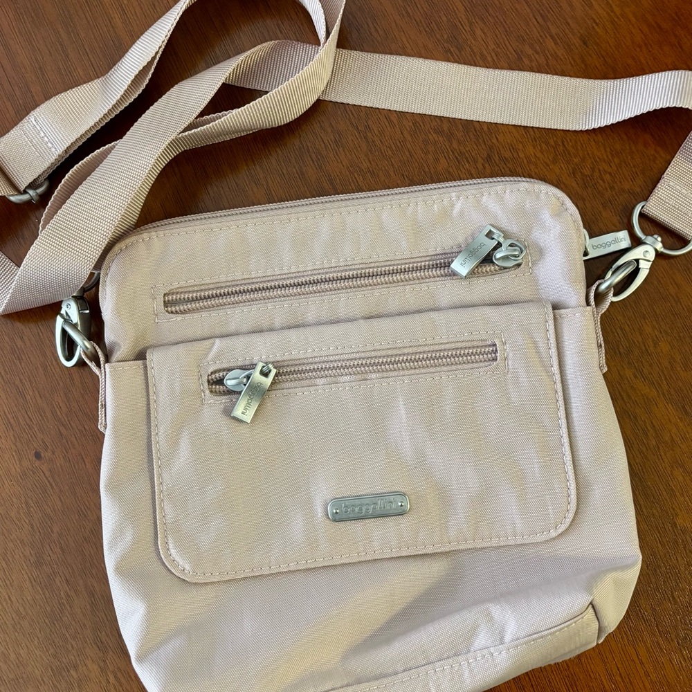 Baggallini Dusty Pink Crossbody Bag